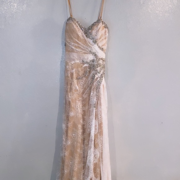 $1,485 NWT Lace Wedding Bridal Dress - Picture 3 of 16